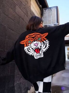 Dressed in LALA Hear Me Roar Oversized Tiger Cardigan - L/XL